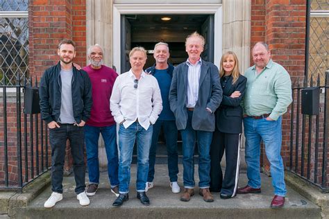 Foto De Lesley Sharp Foto Robert Carlyle Lesley Sharp Mark Addy Steve Huison Hugo Speer