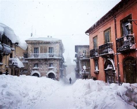 Italian Village Gets 8 Feet Of Snow In 24 Hours May Break Global