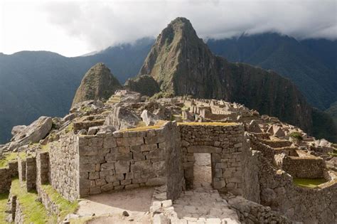 Sitio Arqueol Gico Inca De Machu Picchu En Las Monta As De Los Andes