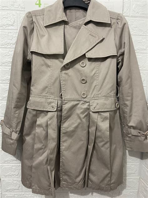 Coat Warna Nude Cream Coklat Muda Fesyen Wanita Pakaian Wanita Lainnya Di Carousell