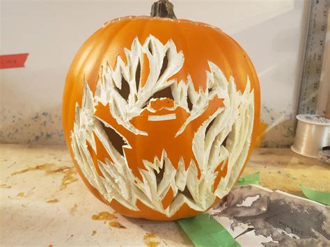 How To Carve A Halloween Pumpkin Like A Pro Celebration Generation