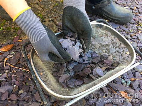 Diy Homeowners Guide On How To Clean Garden Stones Easily