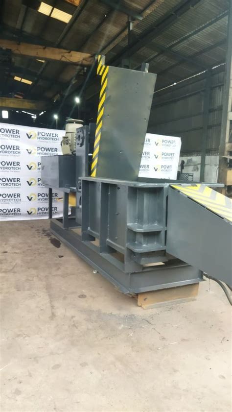 Mild Steel Hydraulic Double Action Scrap Baling Machine Top Ejection