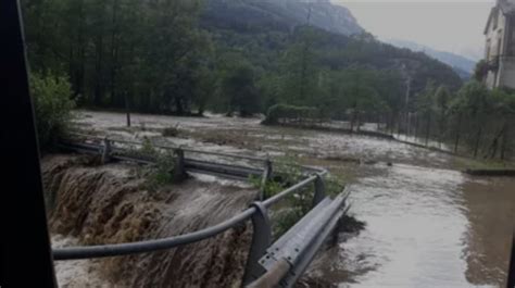 Iniziata Una Giornata Di Forte Maltempo Al Nord Piogge Torrenziali