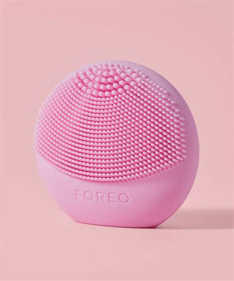 Foreo Luna Play Plus Cleansing Brush The Best Skincare Products For