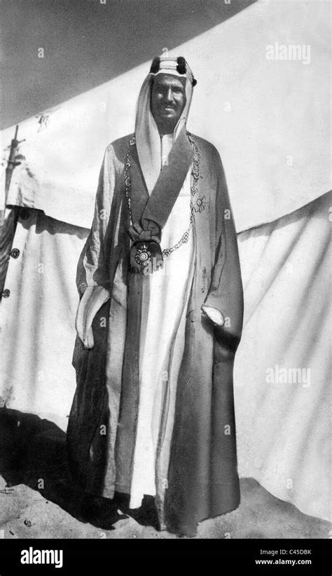 Abdul aziz ibn saud 1926 Black and White Stock Photos & Images - Alamy