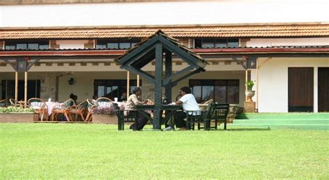 Outspan Hotel Nyeri Accommodation In Mount Kenya