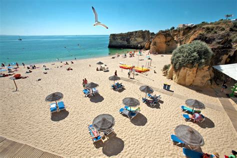 Levantada A Interdi O A Banhos Na Praia Da Batata Em Lagos Postal Do