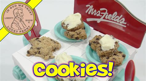 Mrs Fields Cookie Oven Maker Play Set Chocolate Chip Cookies Youtube