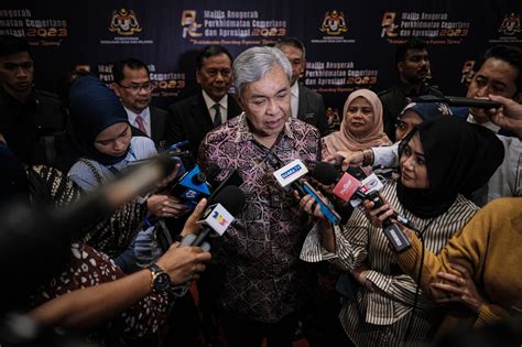 Kerjasama BN PH Perlu Diterjemah Di Sabah Ahmad Zahid Kosmo Digital