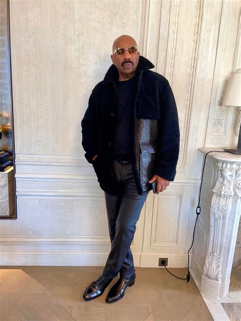 Meet Steve Harvey Style Icon Steve Harvey Suits Steve Harvey