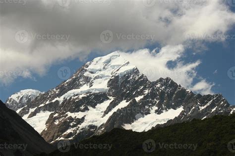 Aoraki - Mount Cook 1328505 Stock Photo at Vecteezy