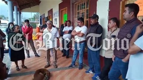 Toman El Palacio De Coetzala El Buen Tono