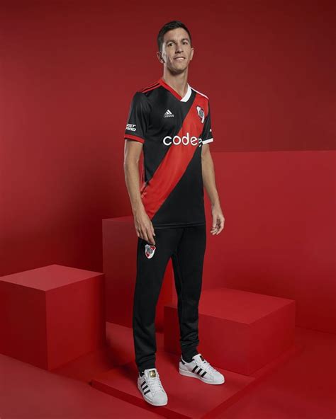 Así Es El Diseño De La Nueva Camiseta De River Plate 2023 Purodiseño