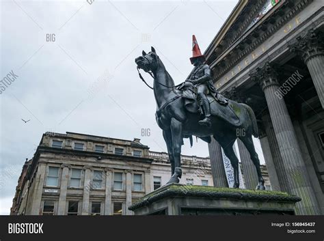 Statue Duke Wellington Image & Photo (Free Trial) | Bigstock