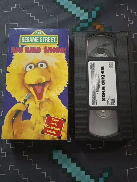 Vhs Sesame Street Big Bird Sings No Film Grelly Usa