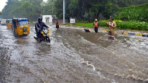 Heavy Rains Lash Parts Of Country Imd Issues Alert In Maharashtra