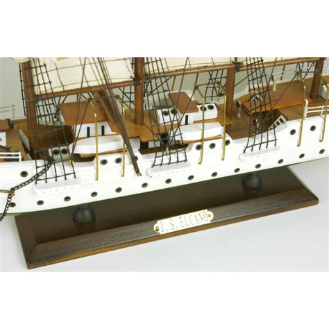 Maqueta de barco Juan Sebastián Elcano