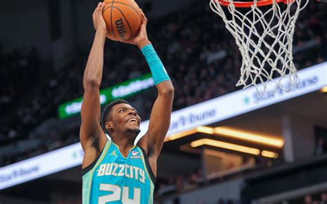 Hornets' Brandon Miller makes franchise history with latest 30-point effort