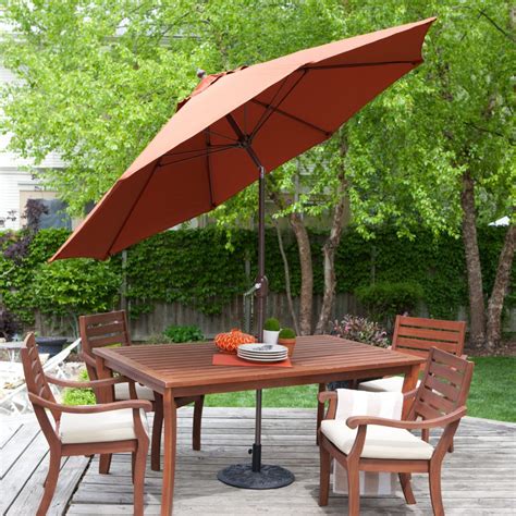 Table With Umbrella Set At Carlos Gebhart Blog