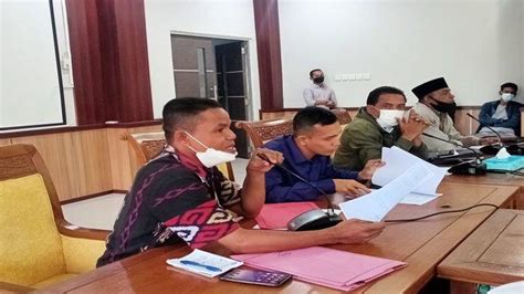 Karyawan PT Bintang Terang Sejati Mengadu Ke DPRD Batam Gaji Dan THR