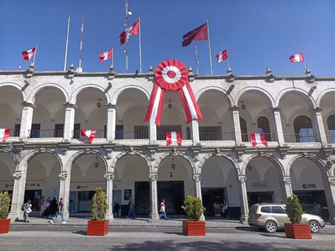 Fiestas Patrias en Arequipa 2 000 policías brindarán seguridad durante