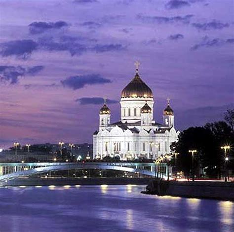 Храм Христа Спасителя - фото