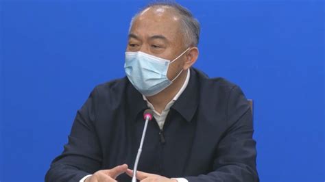 武汉市市委副书记胡立山：病人没有完全收治 我们很痛苦 凤凰网