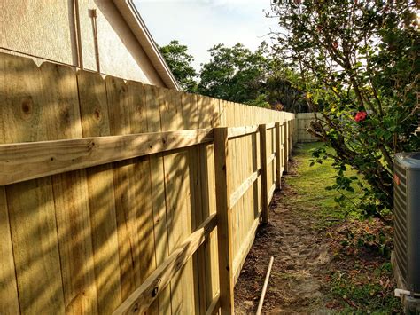 Top 5 Reasons to Build a Fence in Orlando, FL - Legacy Fence & Gate LLC