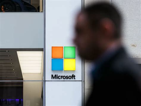 Valtikka Saattaa Vaihtua Microsoft Uhkaa Applen Asemaa Maailman