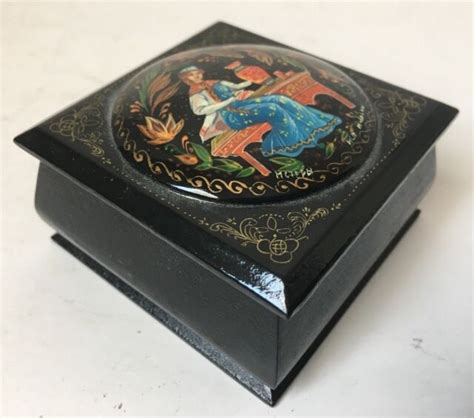 Vintage Russian Black Lacquer Wooden Trinket Box Hand Painted Signed