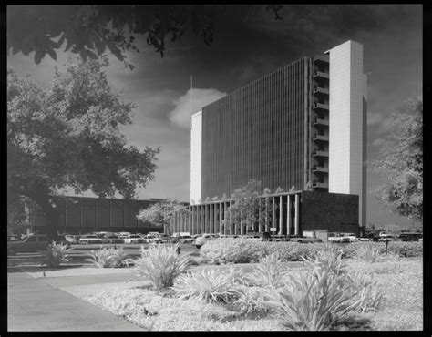 Orange County Courthouse - Neutra Institute for Survival Through Design