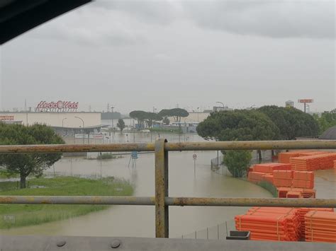 Alluvione Emilia Romagna Ancora Allagamenti Ed Evacuazioni A Ravenna