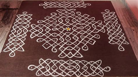 11 Dots Big Sikku Kolam With Side Kolam 11 3 3 Dots Muggulu With Easy