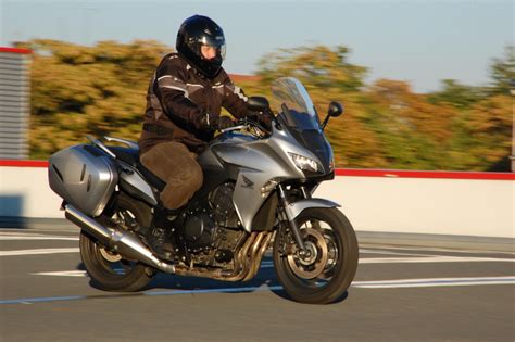 Fahrbericht Honda CBF 1000 FA Etwas Mehr Als Nur Ein Allrounder