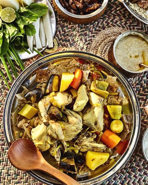 Must Try Uae Traditional Food When You Visit Dubai Thareed