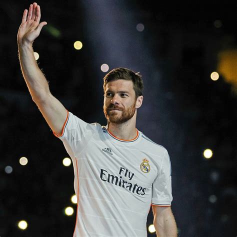 Un Orgullo Que Hayas Defendido Nuestra Camiseta Xabi Alonso