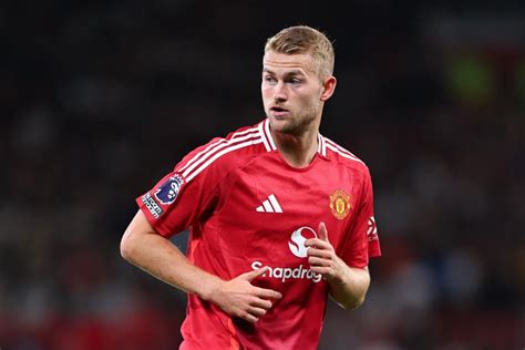 Matthijs De Ligt Sends Message To Man Utd Fans Daley Blind Responds