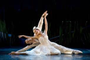 Review Northern Ballets ‘swan Lake Milton Keynes Theatre April