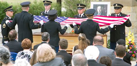 Army’s First Hispanic Four Star General Laid To Rest Joint Base San Antonio News