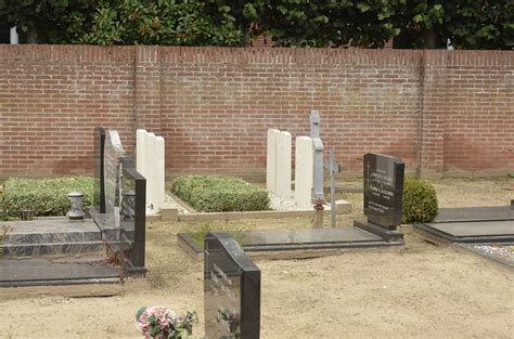 Baarle Nassau Roman Catholic Churchyard World War Two Cemeteries A