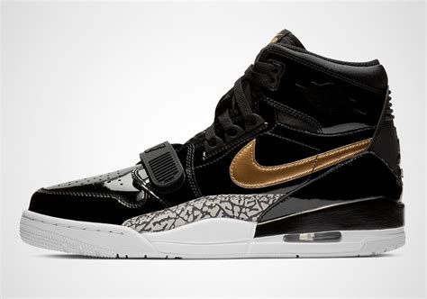 Jordan Legacy 312 Blackgold Av3922 007 Release Info