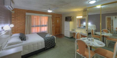 Inverell Accommodation Cousins Motor Inn Inverell Motel Inverell