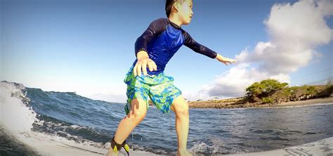 Lahaina Maui Surfing Spots | Breakwall, Lahaina Harbor & More