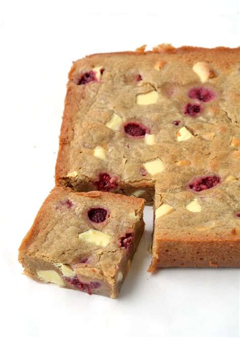 White Chocolate And Raspberry Blondies Sweetest Menu