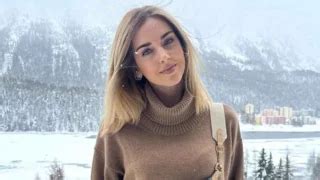 Chiara Ferragni Persi Mila Follower Dopo Il Caso Del Pandoro