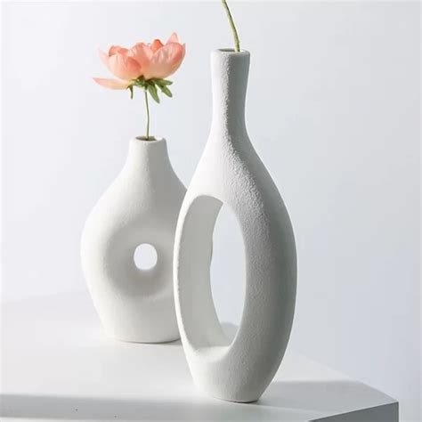 Hedgelyn Ceramic Vase ModernTurtle