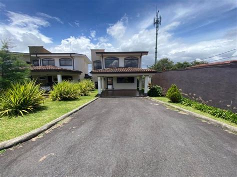 Casa En Venta En San Isidro Heredia U D Cav