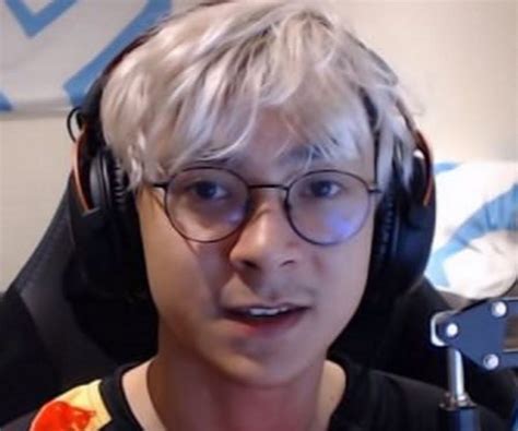 Tenz (Tyson Ngo) Bio – Family & Career of the e-Sports Player & Twitch ...