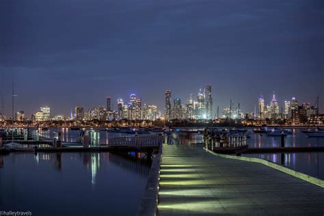 Skyline of Melbourne, Australia [6703x4469] : CityPorn